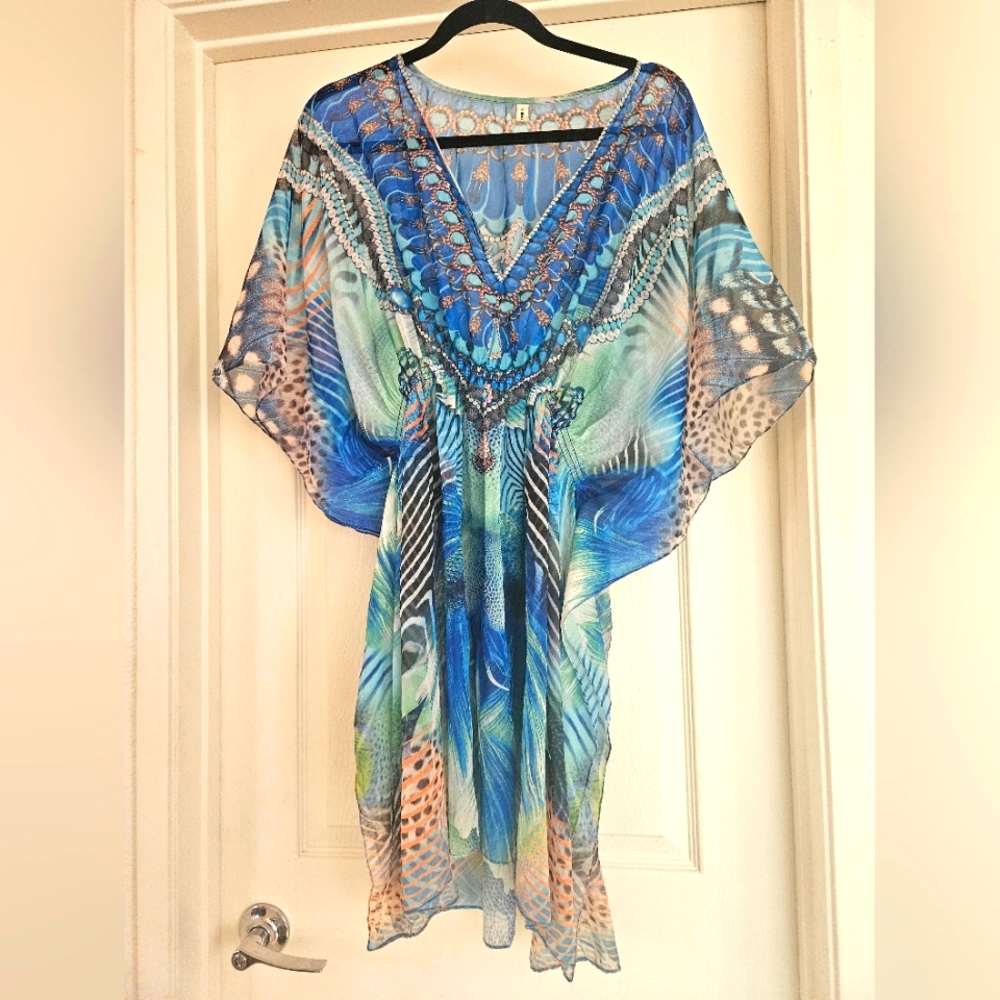 Swimsuit coverup, one size.